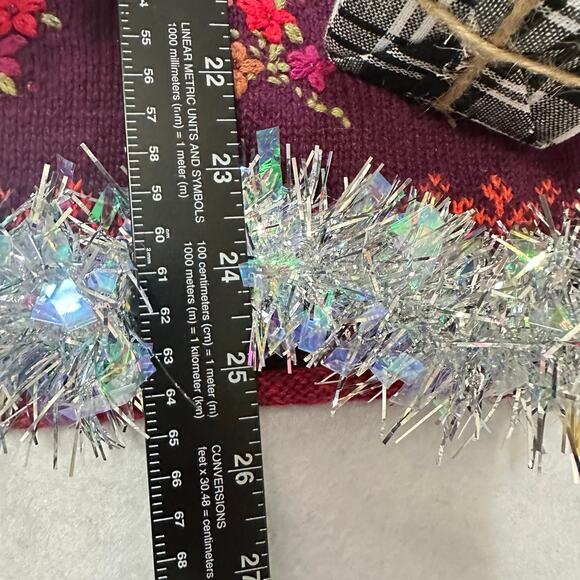 Ugly Christmas Sweater Singing Chihuahua LIGHTS UP Tinsel Party Winner Sz Medium - Picture 5 of 5